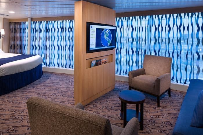 Royal Caribbean International Navigator of the Seas Accommodation Panoramic Suite.jpg